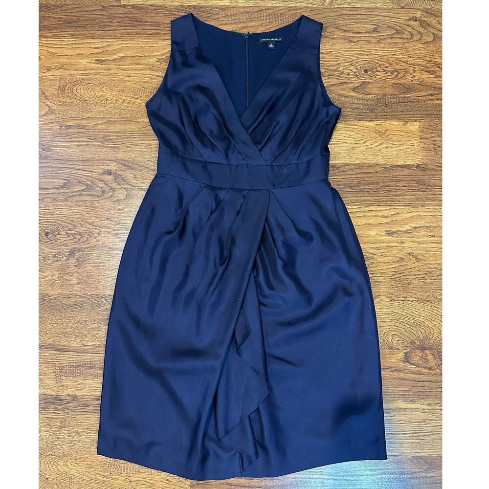 Banana Republic Silk Faux Wrap Dress Women’s 4 Navy Sleeveless Knee Length